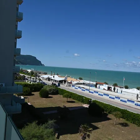 Apartamento M449 - Marcelli, Trilocale Con Posto Auto E Condominiale Marcelli