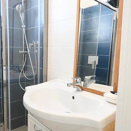 M449 - Marcelli, Trilocale Con Posto Auto E Condominiale * Marcelli